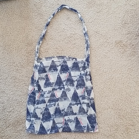 Free People Handbags - FREE PEOPLE People White/Blue Printed Cloth Bag